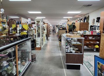 pennsylvania/laurel-highlands/shop/graham-s-antique-mall