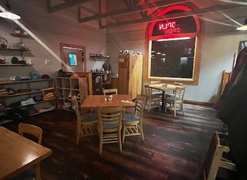 michigan/marquette/shop/because-marquette