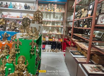 india/mumbai/juhu/shop/the-bombay-store-juhu-vile-parle-mumbai