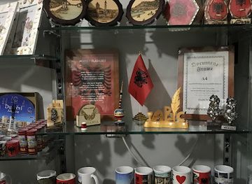 albania/has/shop/souvenir-albania-retail-wholesale