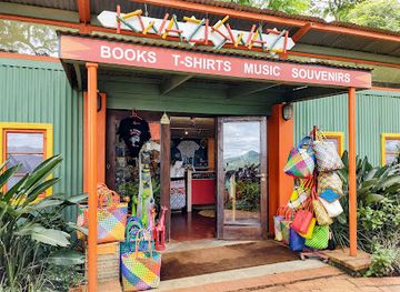 eswatini/mlilwane-wildlife-sanctuary/shop/kwazi-swazi