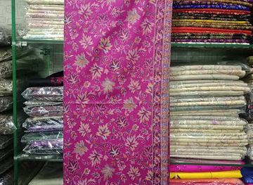 pakistan/swat-valley/shop/the-swat-handicrafts-and-shawls