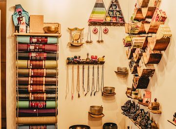 romania/bucovina/shop/palo-santo-shop-bar-coffee-hub