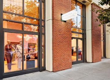 california/oakland/downtown-oakland/shop/mcmullen