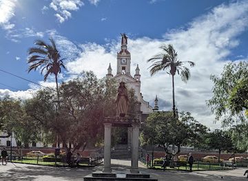 ecuador/imbabura-region/shop/parque-central-de-cotacachi