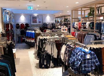 united-kingdom/stirlingshire/shop/next