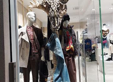 italy/puglia/shop/drestige-boutique