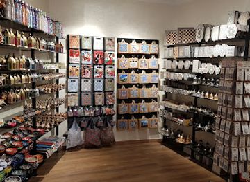 spain/granada/albaicin/shop/almansor