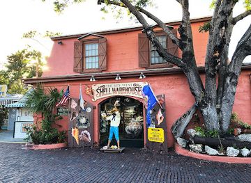 florida/key-west/shop/shell-warehouse