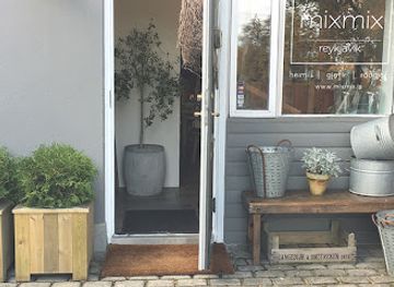 iceland/Þingvellir-national-park/shop/mixmix-reykjavik-home-decor-gifts