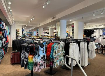 florida/miami/south-beach/shop/vacation-junkie