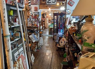 delaware/trap-pond-state-park/shop/the-barn-door