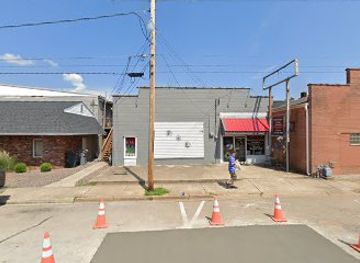 missouri/elephant-rocks-state-park/shop/previously-loved-antiques-gifts