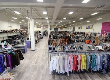 connecticut/danbury/shop/plato-s-closet-danbury