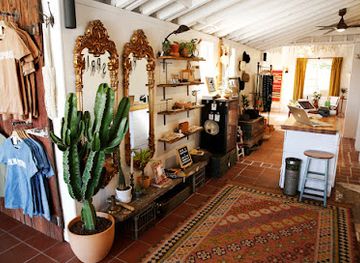 california/palm-springs/twin-palms/shop/thick-as-thieves