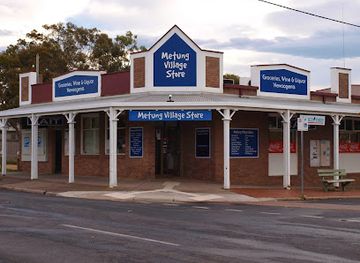 australia/gippsland/shop/metung-village-store