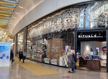 france/provence/shop/cap3000-shopping-mall