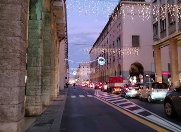 italy/tuscany/shop/via-grande