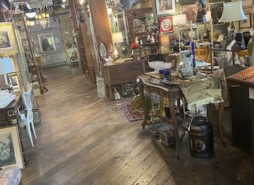 wisconsin/milwaukee/shop/riverview-antique-market