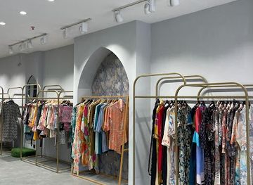 india/agra/rakabganj/shop/bachoomal-fashions