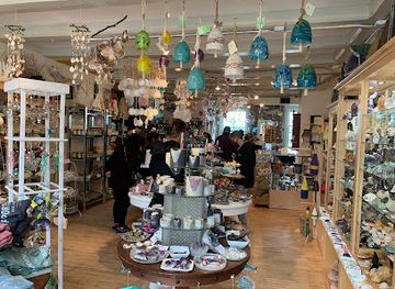 new-hampshire/seacoast-region/shop/scallops-on-market-street