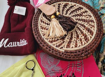 mauritius/le-morne/shop/craft-world-company