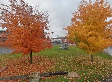 new-york/hudson/shop/henrietta-s-vintage-clothing-out-of-the-past