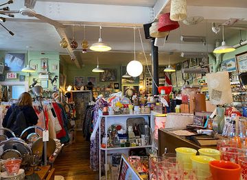 rhode-island/providence/federal-hill/shop/rocket-to-mars