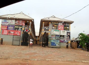 benin/donga/shop/ogbeni-shopping-plaza