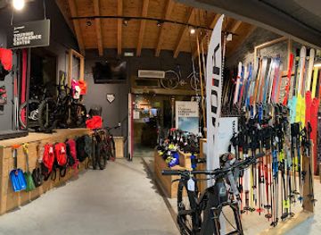 andorra/la-massana/shop/couloir-mountain-store-andorra