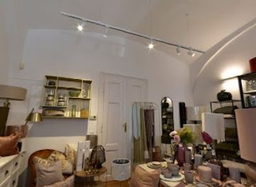 austria/vienna/landstrasse/shop/samt-und-sonders