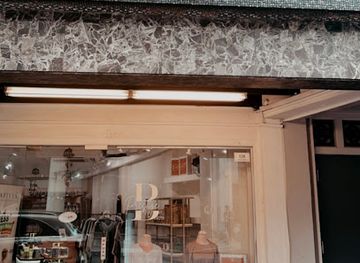 singapore/kampong-glam/shop/petra-haven-cafe-x-hijabistahub