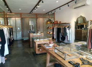 indonesia/bali/seminyak/shop/uma-and-leopold