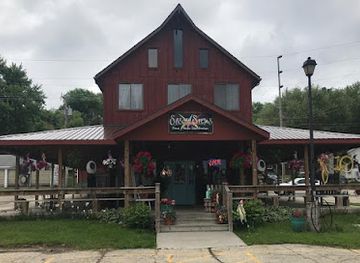 illinois/mississippi-palisades-state-park/shop/sassy-stems-floral-gift-boutique