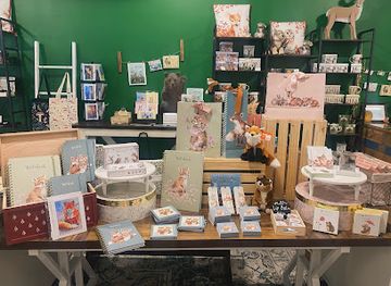 virginia/staunton/shop/foxtails-gift-shop