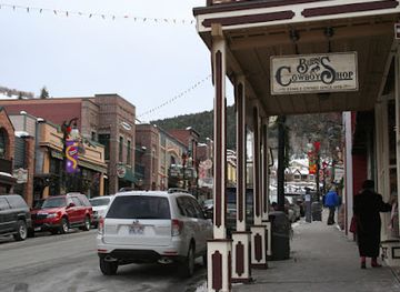 utah/deer-valley/shop/burns-cowboy-shop