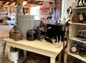 canada/saskatchewan/shop/kinder-surprises-antiques