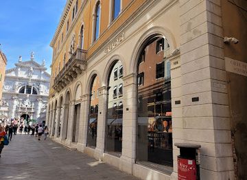 italy/venice/shop/chanel-venice-store