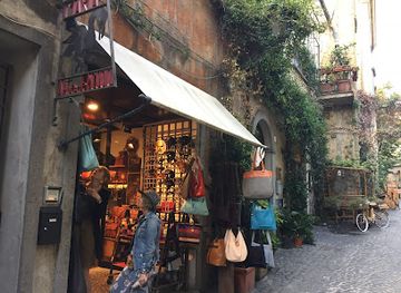 italy/orvieto/shop/arte-del-cuoio