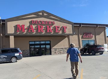 Decker's Market