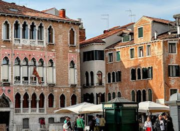italy/venetian-riviera/shop/libreria-antiquaria-linea-d-acqua