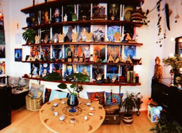 georgia/tbilisi/avlabari/shop/friday-night