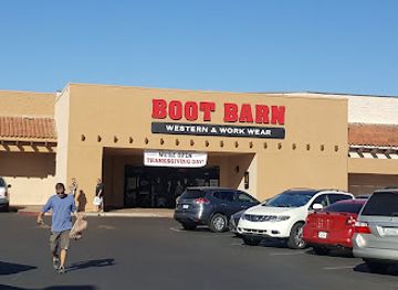 arizona/yuma/shop/big-curve-shopping-center