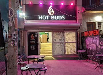 canada/toronto/kensington-market/shop/hot-buds