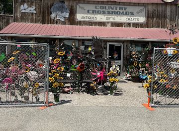 montana/the-crazy-mountains/shop/country-crossroads-antiques
