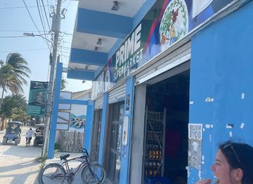 belize/caye-caulker/shop/prime-supermarket