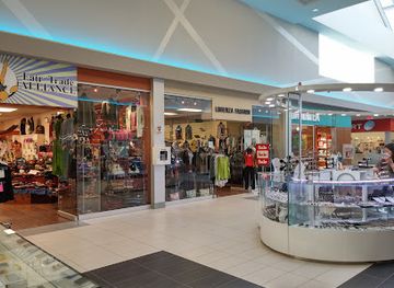 canada/winnipeg/shop/grant-park-shopping-centre