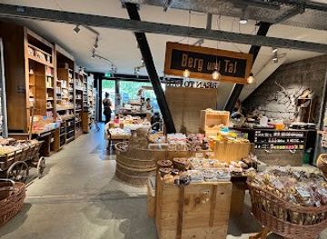 switzerland/zurich/shop/berg-und-tal-viadukt