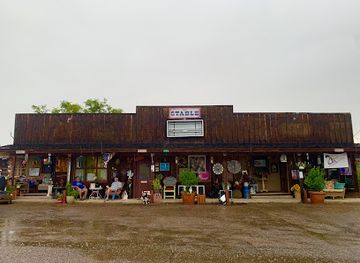 arizona/verde-valley/shop/everything-must-goat