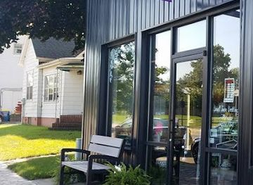 michigan/warren-dunes-state-park/shop/small-town-wedding